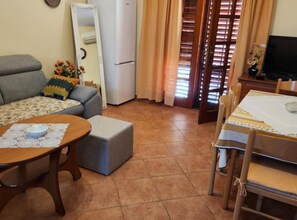 TV - Apartments Nada - Two Bedroom Apartment (A2) (Fazana)