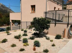 Property grounds - House Serenity with Pool (Vrgorac)