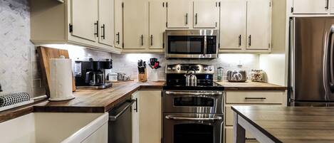 Microwave, oven, stovetop, dishwasher