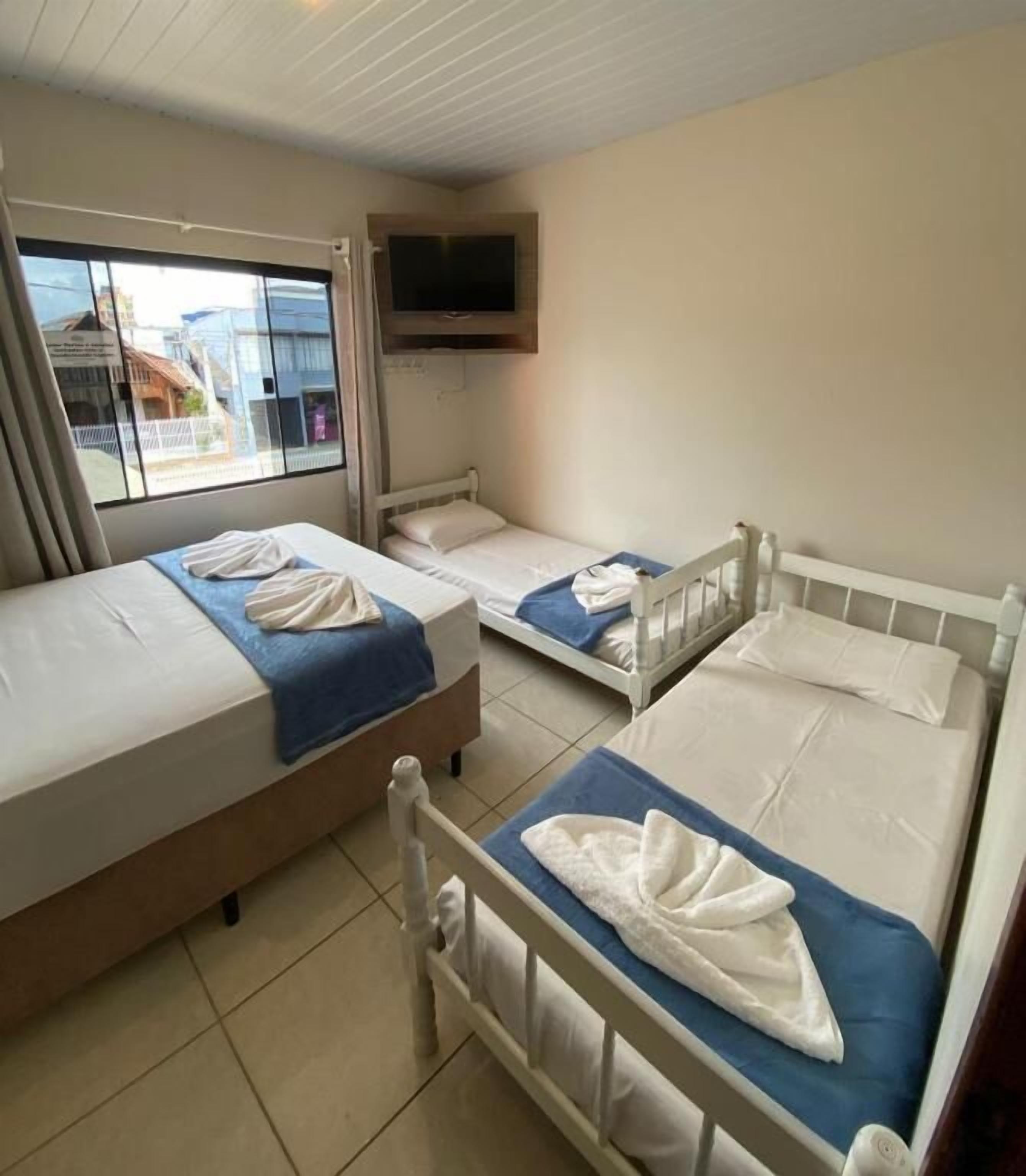 Basic Triple Room | Free WiFi