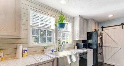 'Coastal Cozy' - Newport Home w/ Private Hot Tub