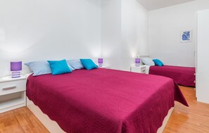1 bedroom, iron/ironing board, free WiFi - 1 bedroom awesome apartment in Fazana (Fazana)