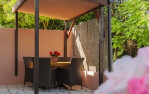 Outdoor dining - 1 bedroom awesome apartment in Fazana (Fazana)