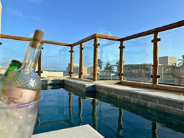 Vila | Piscina | Piscina interna