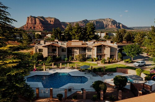 The Nest -your Red Rock hiking, golfing dining hub in the Village of Oak Creek