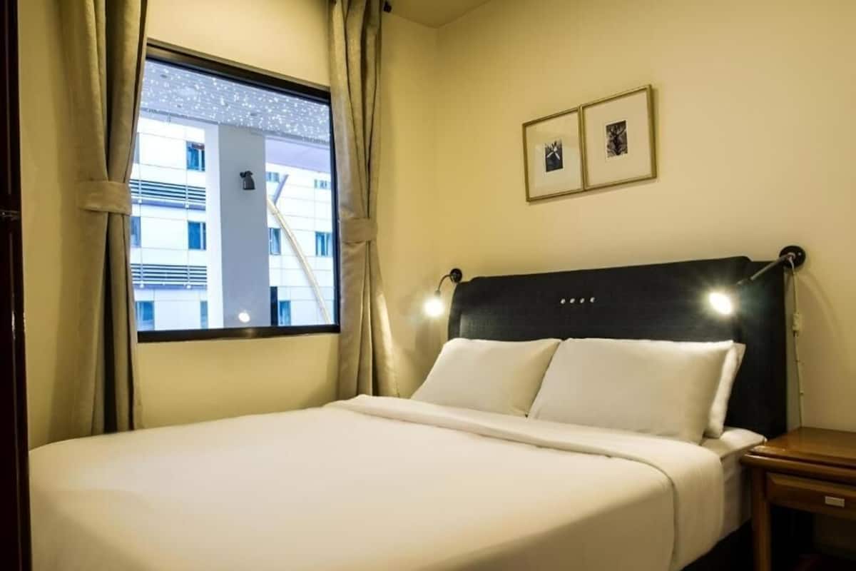 Economy Room, City View | Iron/ironing board, free WiFi