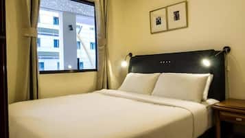 Economy Room, City View | Seterika/papan seterika, Wi-fi percuma