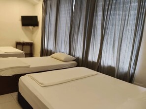 Schallisolierte Zimmer, Bügeleisen/Bügelbrett, kostenloses WLAN