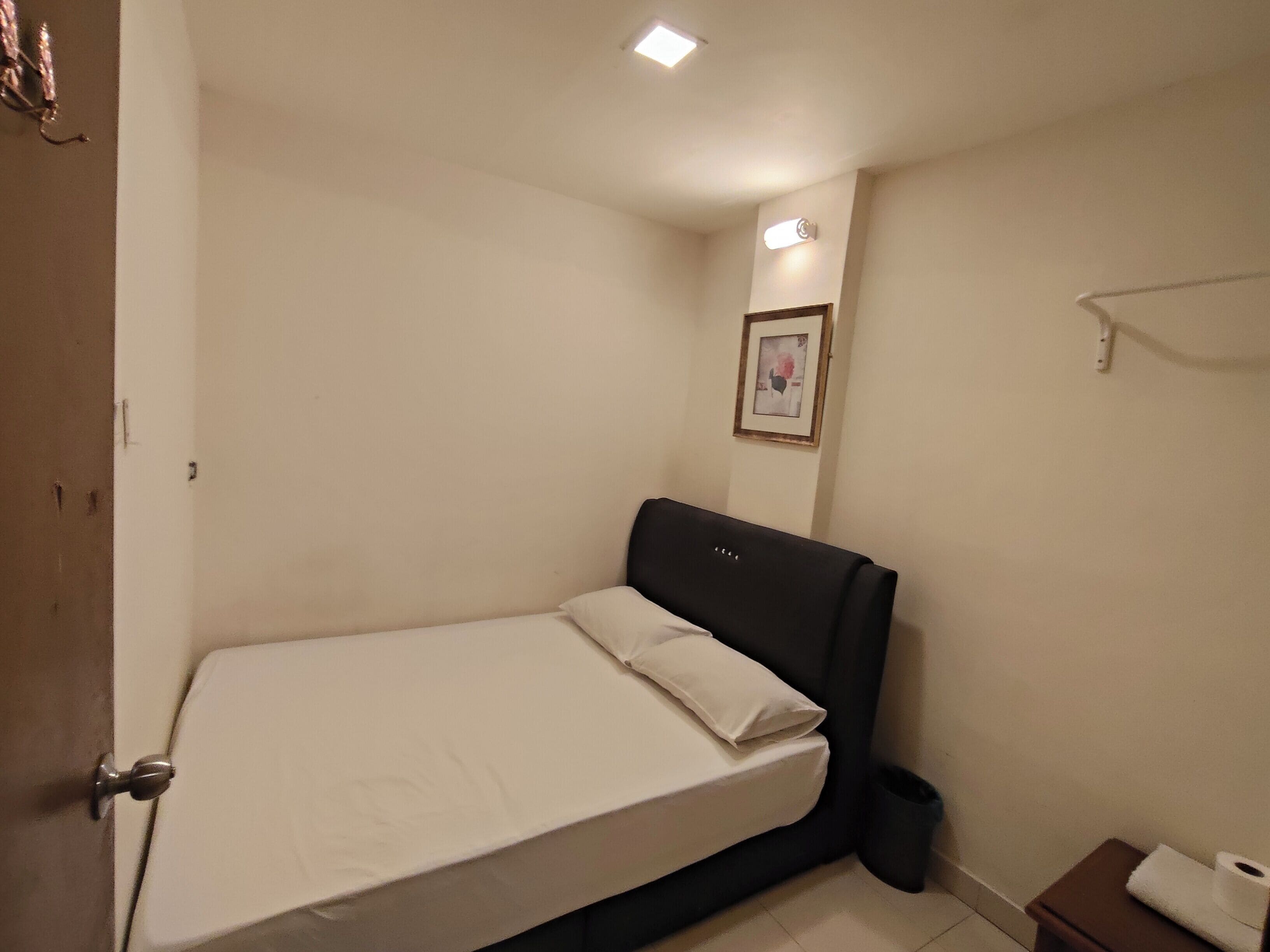 Planxa i posts de planxar i wifi gratuïta 