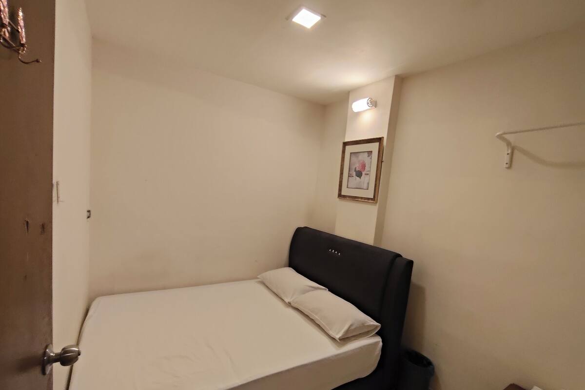Soundproofing, iron/ironing board (on request), WiFi (free)