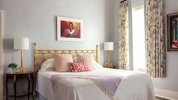 1 bedroom, iron/ironing board, internet, bed sheets