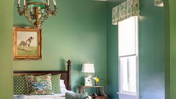 1 多间卧室、熨斗/熨衣板、上网接入、床单