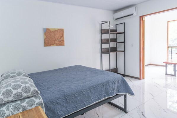 1 غرفة نوم وواي فاي وملاءات أسرّة