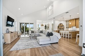 Älytelevisio, kirjoja