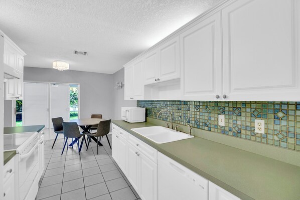 Microwave, oven, dishwasher