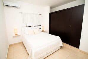 2 bedrooms, iron/ironing board, Internet, bed sheets - Cozy apartment with pool just minutes from Playa Dorada (Villa Montellano)