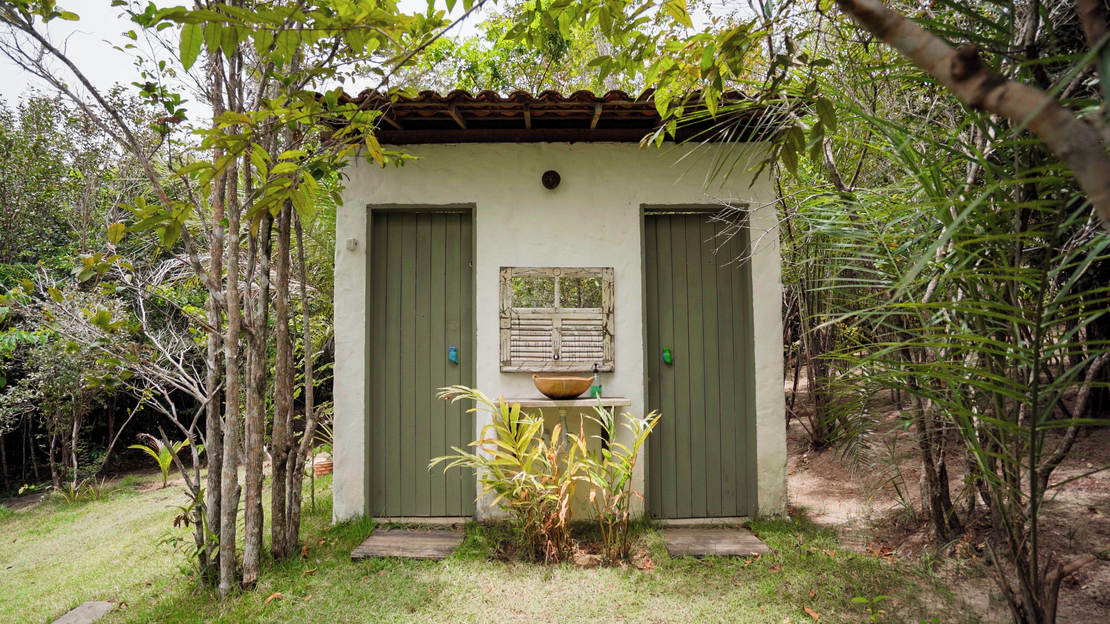Cabana conforto, banheiro privativo, vista para o jardim | Banheiro | Chuveiro/banheira combinados, toalhas de banho, sabonete, shampoo
