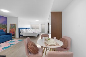 تناول الطعام