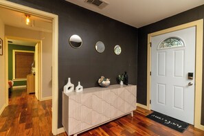 Interior - Fenced Yard, Parking + Workspace - Downtown Dallas (Dallas)