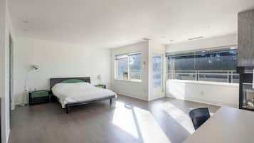 6 bedrooms, WiFi (free)