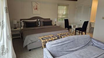 1 chambre, fer et planche Ă repasser, Wi-Fi gratuit, draps fournis