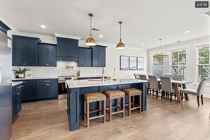 Private kitchen - Spacious NEW Luxury 5 Bedroom / 6 Bath Custom Home with Pool and Elevator (North Myrtle Beach)