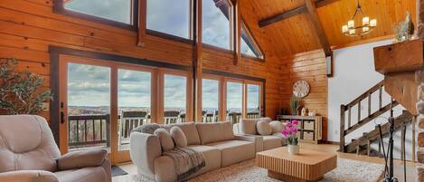 Tv, bordtennisbord, kontorer