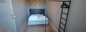 Individually decorated, individually furnished, blackout drapes - Gothem Logi (Slite)