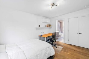 Bügeleisen/Bügelbrett, Reisekinderbett, WLAN, Bettwäsche