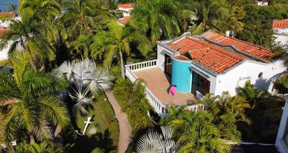 Staynova Tolu Cottage with Pool, Beach and Service