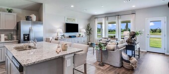 Beautiful 3-bedroom house in charming Lake Charles with AC,and 2 full bathrooms.