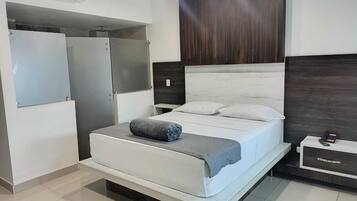 Standard Single Room | Desk, free WiFi