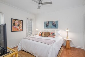 1 camera, Wi-Fi, lenzuola