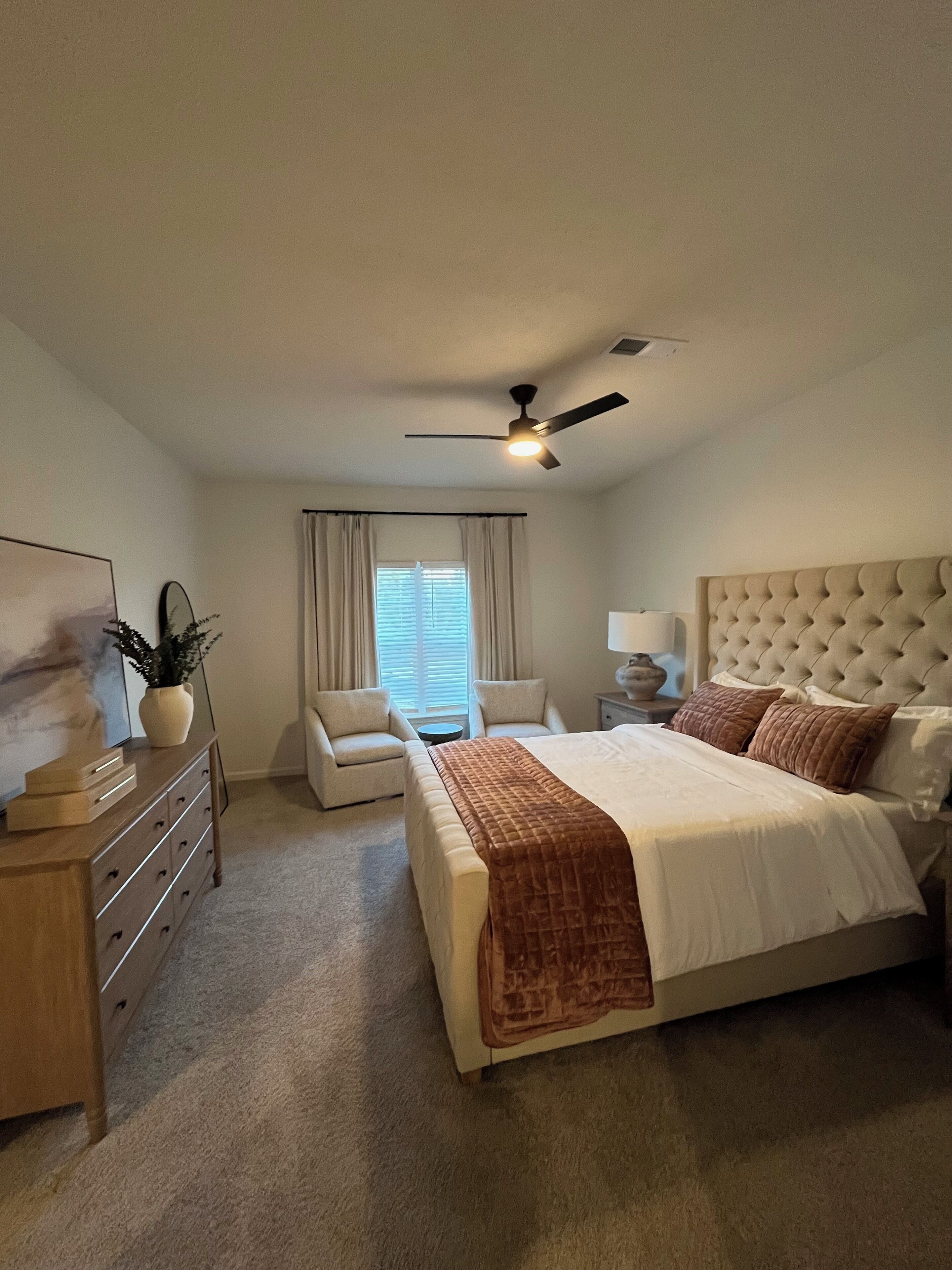 3 habitaciones, wifi gratis y ropa de cama 