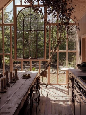 Fridge, oven, stovetop, dishwasher - A home by designers for design lovers. (Round Top)