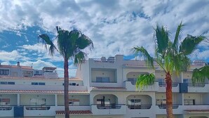 Exterior - Apartment - Sleeps 2 - Pool - Parking - Balcony (Albufeira)