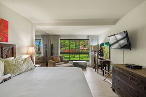 1 bedroom, desk, iron/ironing board, WiFi - Surf Break Directly Out Front! – Kaanapali Alii 114 (Lahaina)