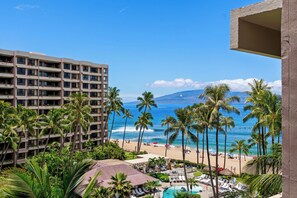 On the beach - Oceanfront Retreat on Kaanapali Beach (Lahaina)