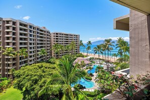 Property grounds - Oceanfront Retreat on Kaanapali Beach (Lahaina)
