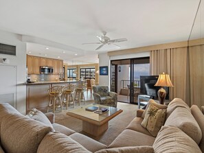 TV - Beachfront Condo – Location, Location, Location (Lahaina)