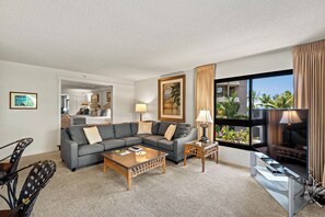 TV - Ocean Views & Tranquil Island Living w/ Resort Amenities (Lahaina)