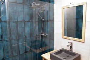 Shower - AZPIGARRI - URRUGNE - Gîte (URRUGNE)