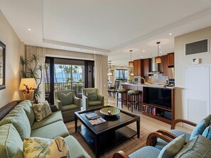 TV - Private Lanai Ocean View Retreat | 3BR Sleeps 6 (Lahaina)