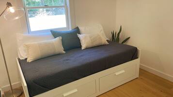 3 bedrooms, iron/ironing board, travel crib, WiFi