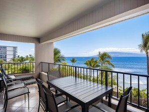 Outdoor dining - Oceanfront Sunset Views | Sleeps 6 w/ Resort Amenities at Kaanapali Alii (Lahaina)