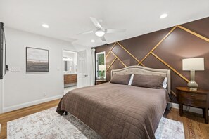 5 bedrooms, desk, iron/ironing board, travel cot - Hot Tub, Cold Plunge, Sauna, Fire Table & Theater (Asheville)