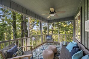 Property grounds - Hot Tub, Cold Plunge, Sauna, Fire Table & Theater (Asheville)