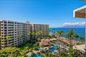 Exterior - Beachfront Condo – Location, Location, Location (Lahaina)