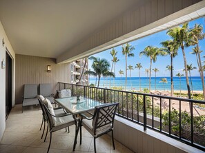 Outdoor dining - Kaanapali Alii 444 | Hot tub | Pool | Sunset Views (Lahaina)