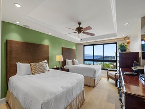 3 bedrooms, iron/ironing board, WiFi, bed sheets - Ocean Views & Resort Amenities at Kaanapali Alii w/ Private Lanai (Lahaina)